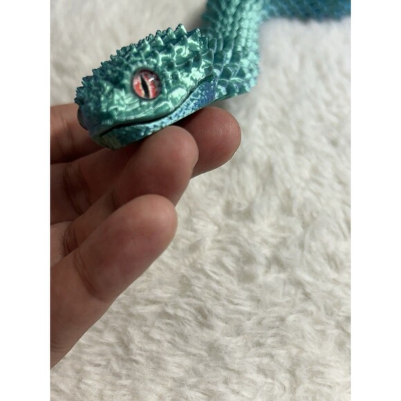 3D Printed Articulated Viper Snake. Fidget Toy. - Picture 4 of 7